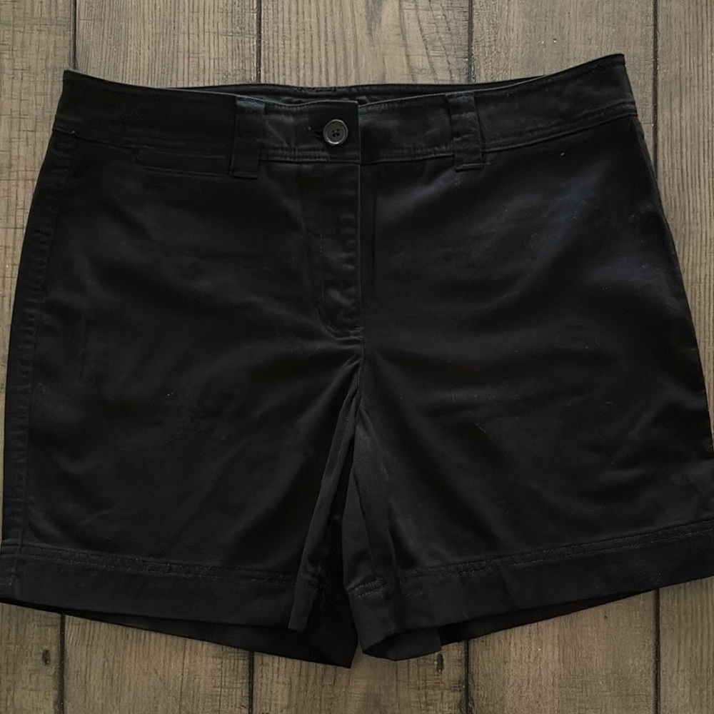 Jones New York Black Bermuda Shorts Casual Style